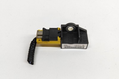 Senzor de impact dreapta față HONDA CR-V V RW 2021 OEM: 77970-TLA-A010-M4,5WK68051 30445937 foto
