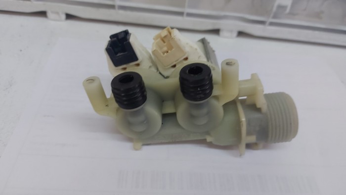 Electrovalva Masina de spalat HOTPOINT ARISTON AQS 73D 29 EU/B / R30