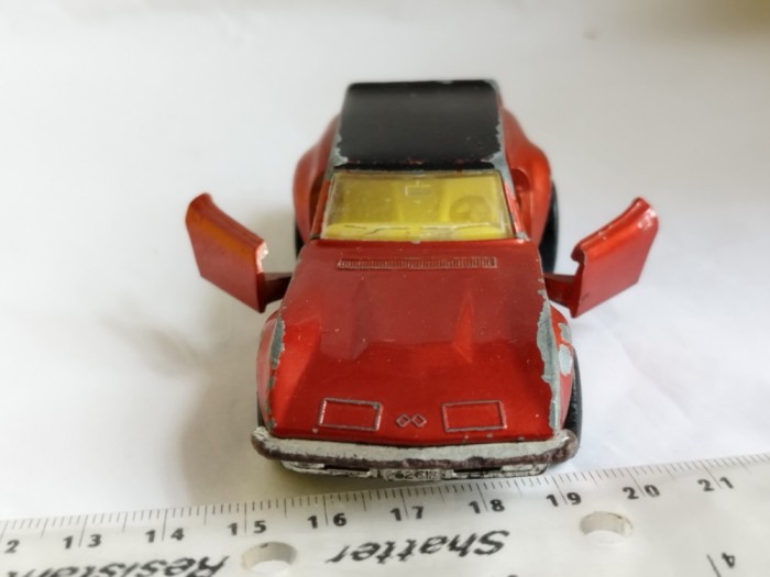 bnk jc Matchbox Super Kings K-55 Corvette Caper Cart