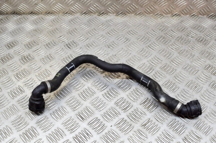 Furtun de lichid de răcire BMW 3 G20, G28 2021 OEM: 8654852 14926143