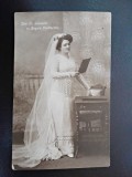 Fotografie tip carte postala, Elena Leonard in Regele Vanatorilor, inceput de secol XX