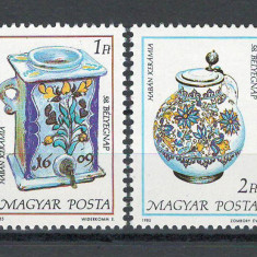 Ungaria 1985 Mi 3783/84 - Ziua marcii, ceramica