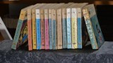 O mie si una de nopti 14 volume editura Minerva Biblioteca pentru toti 1975 stare buna literatura clasica