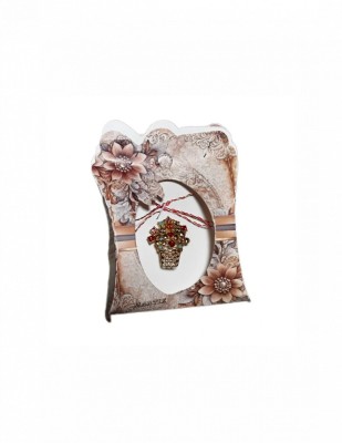 Martisor tip brosa cu model ghiveci cu floricele colorate si trandafir din sapun pentru 1 si 8 martie foto