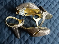 Pantofi de gala Jasper Conran Jeans; marime 40 (25 cm), 10.5 cm toc; impecabili foto
