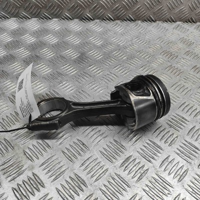 Piston SEAT LEON 1P1 2012 OEM: 03G107065C,038105401J foto