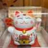 Pisicuța Meneki Neko solară norocoasă