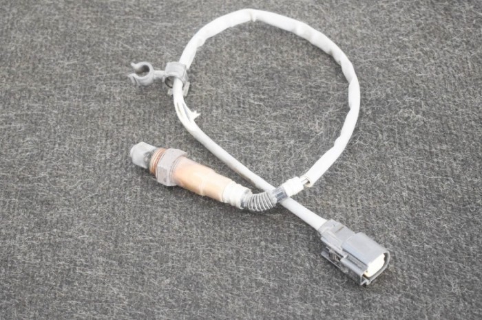 Sonda lambda FORD FOCUS III 2016 OEM: CM5A-9G444-AA,0258010334 | 10876160