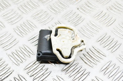 AUDI A8 D3 4E2, 4E8 2003 OEM: 0132801323 SKU: 13937108 foto
