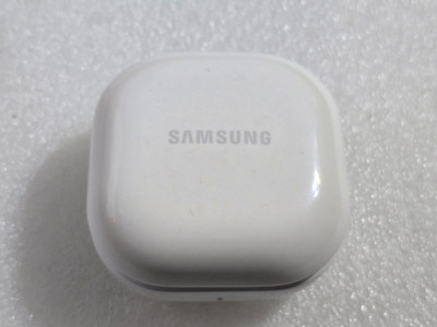 Carcasa Samsung Galaxy Buds2 Charging Case Replacement (SM-R177) foto