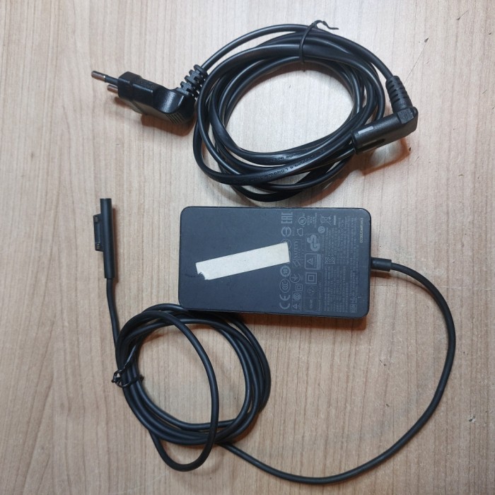 Incarcator Original Microsoft Surface Book Pro 3 Pro 4 1706 alimentator 15V 4A