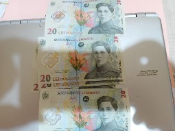 Bancnote de 20 lei din 2021 foto