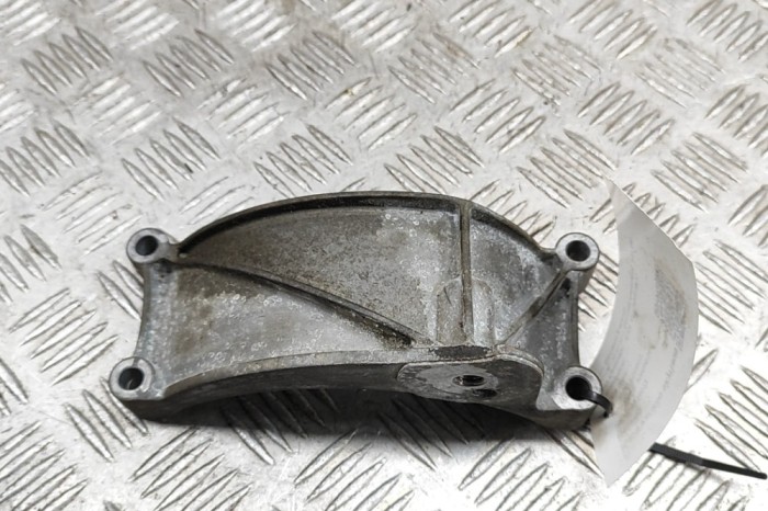 Suport alternator AUDI A5 Cabrio 8F7 2017 OEM: 06E903143D 29074512