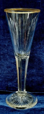 Pahar mare din cristal bizotat decorat cu aur coloidal foto