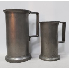 PERECHE DE CARAFE DIN ZINC, MARCATE &#039;STAN STATESCU&#039;