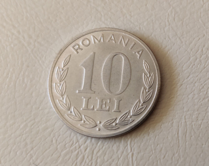 Rom&acirc;nia - 10 lei (1993) monedă s054