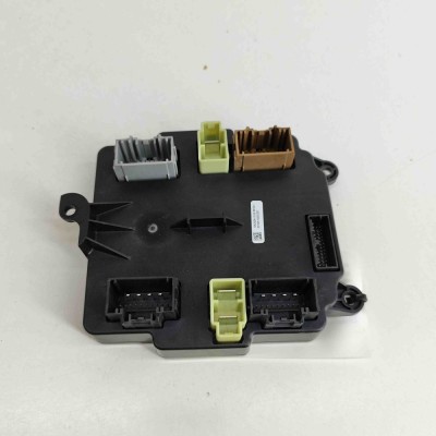 Modul de control ușă dreapta spate TESLA MODEL X 2016 OEM: 1062056-10-B 27212079 foto