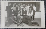 Fotografie tip Carte postala, Romania, grup de femei si barbati, perioada interbelica