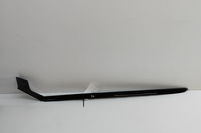 Ornament vertical parbriz st&acirc;nga KIA NIRO II 2023 OEM: 86131-AT100 | 30372625