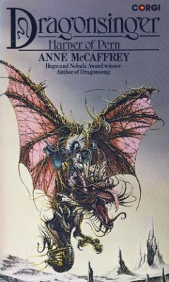 Anne McCaffrey - Dargonsinger : Harper of Pern foto