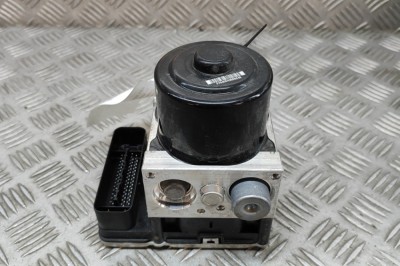 Pompa ABS PORSCHE MACAN 95B 2015 OEM: 95B.907.379.D,95B907379D 23780600 foto