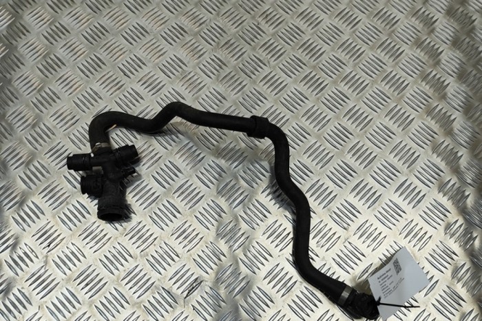 Furtun de lichid de răcire BMW 4 Coupe F32, F82 2018 OEM: 8597638 22280620