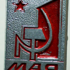 I.769 RUSIA URSS INSIGNA COMUNISTA ANIVERSARE 1 MAI 18/13mm