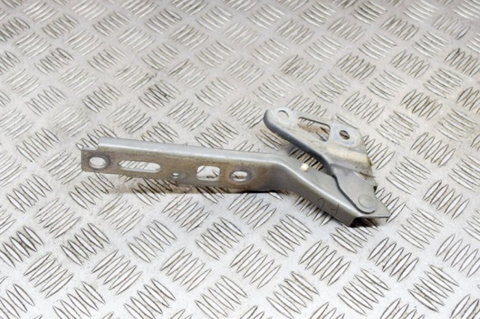 Balama capota dreapta față AUDI Q7 4L 2007 OEM: 4L0823302 14198924