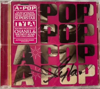 Tyla A*Pop Ltd. Ed. Signed (cd) foto