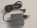 Incarcator laptop Original ASUS 19V 2.37A 45W mufa: 5.5 X 2.5mm AD883020, Incarcator standard