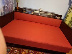 Pat dormitor din lemn masiv cu tablii lacuite