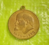 H128-I-Medalie sovietica URSS Lenin comemorativa 100 ani 1870-1970 stare generala buna in patina timpului cu mica uzura.