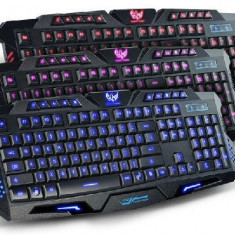 Tastatura de Gaming Iluminata Multicolor Aures M200