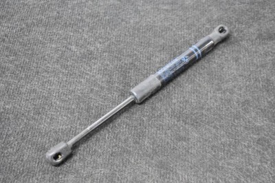 Amortizor capota st&amp;acirc;nga față BMW 3 Gran Turismo F34 2014 OEM: 7239233 11275351 foto