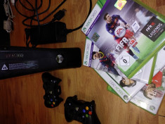 Xbox 360 S cu HDMI 1080p + 2 controllere wireless + 4 jocuri ! foto