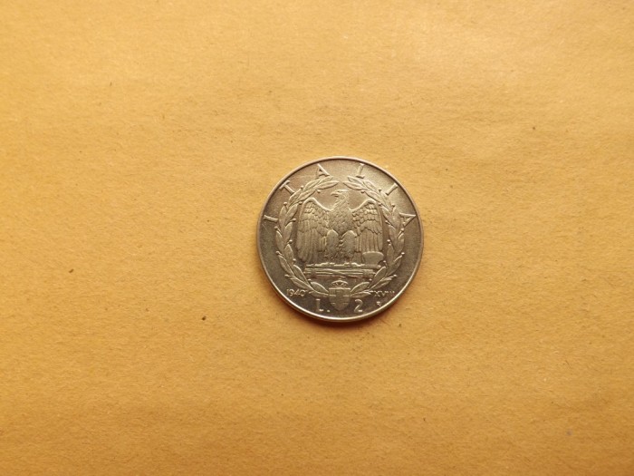 Italia 2 Lire 1940 ( non-magnetic )