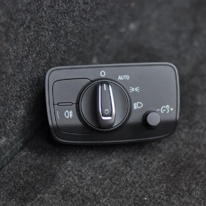 Modul de control comutator faruri AUDI A3 Limousine 8VS, 8VM 2013 OEM: 8V0941531K 1487294