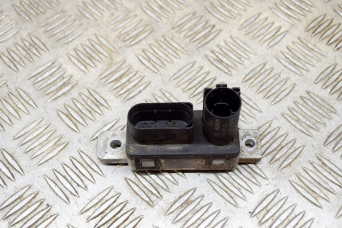 Bujie incandescentă LAND ROVER RANGE ROVER VELAR L560 2019 OEM: GX73-12B533-AF,0281003221 | 13977744