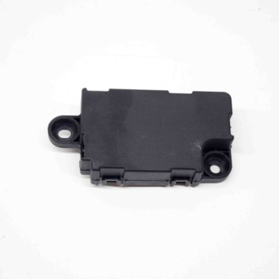 Amplificator de antena TESLA MODEL 3 2020 OEM: 1447430-00-B foto