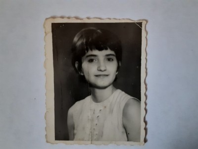 Fotografie cca 3/6 cm cu fată 4 foto