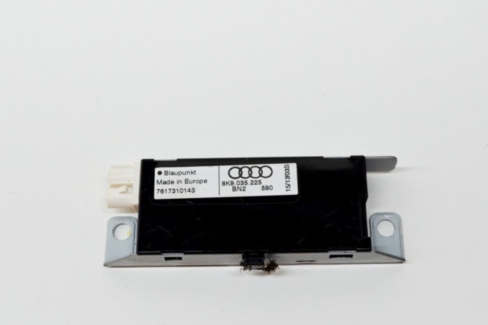 Amplificator de antena AUDI A4 Avant 8K5, B8 2013 OEM: 7617310143,8K9035225 | 13137801