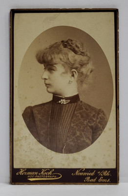 FOTOGRAF HERMAN KOCH , TANARA IN STUDIO , FOTOGRAFIE C.D.V. CCA . 1900 foto