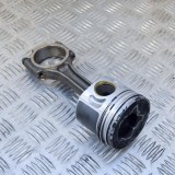 Piston AUDI A4 8EC, B7 2005 OEM: 038107065HS,038107065HT 10036632