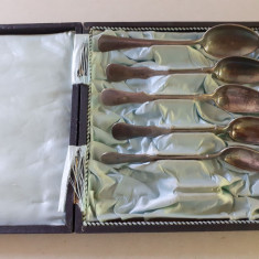 Lingurite vechi argintate CHRISTOFLE, in cutie