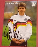 Foto-carte postala-fotbal cu semnatura originala - jucatorul ANDREAS MOLLER (GERMANIA)