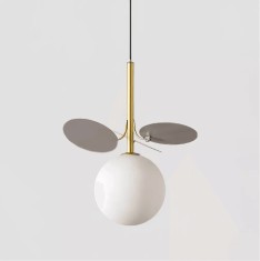Lustra pe cablu, 1 glob de sticla alba, 3 petale gri, dulie G9, culoare corp auriu, lungime reglabila 150CM