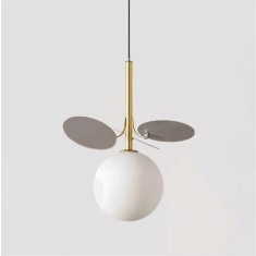 Lustra pe cablu, 1 glob de sticla alba, 3 petale gri, dulie G9, culoare corp auriu, lungime reglabila 150CM