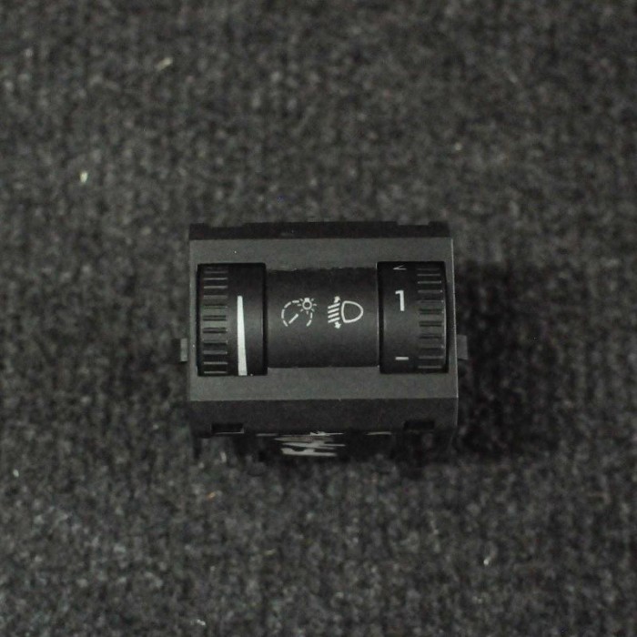 Comutator SKODA OCTAVIAII 1Z3 2010 OEM: 1Z0941333 1514591