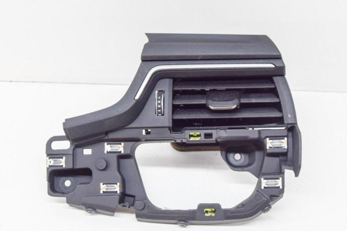 nerasta AUDI A4 8W2, B9 2016 OEM: 8W2820902B,8W2820902 12042202