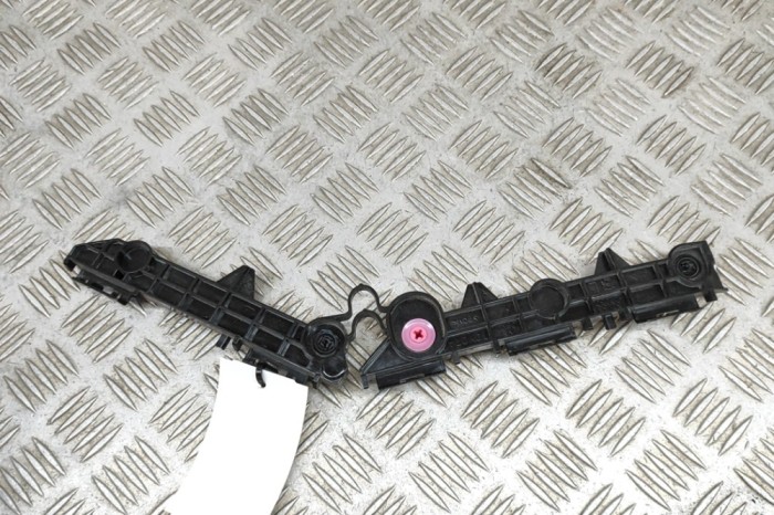 Suport bara de protecție st&acirc;nga spate TOYOTA RAV 4 V XA50 2018 OEM: 52156-42050 24398520